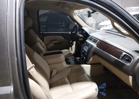 2012 GMC Yukon Denali z USA, uszkodzony, nr VIN 1GKS2EEF7CR321132